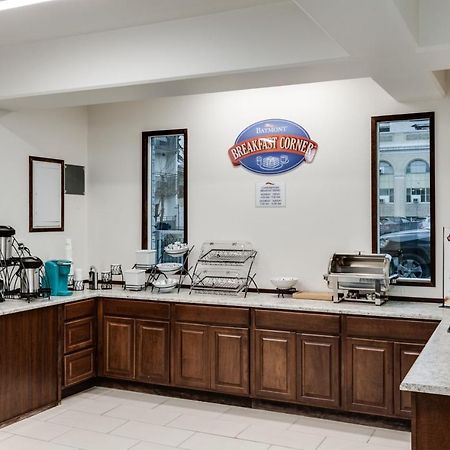 Baymont By Wyndham Spokane Exterior foto